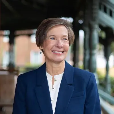 Photo of Rachel Hunt