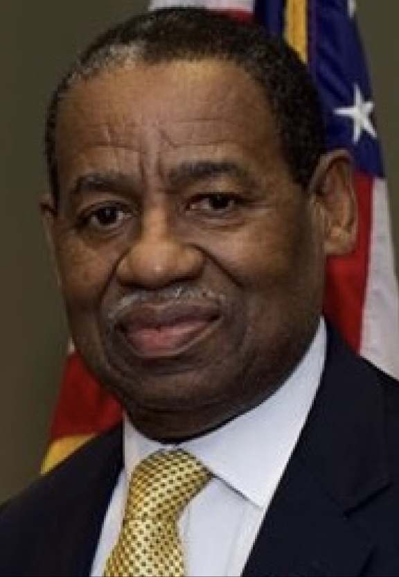 Photo of Fred (Coach) Plump