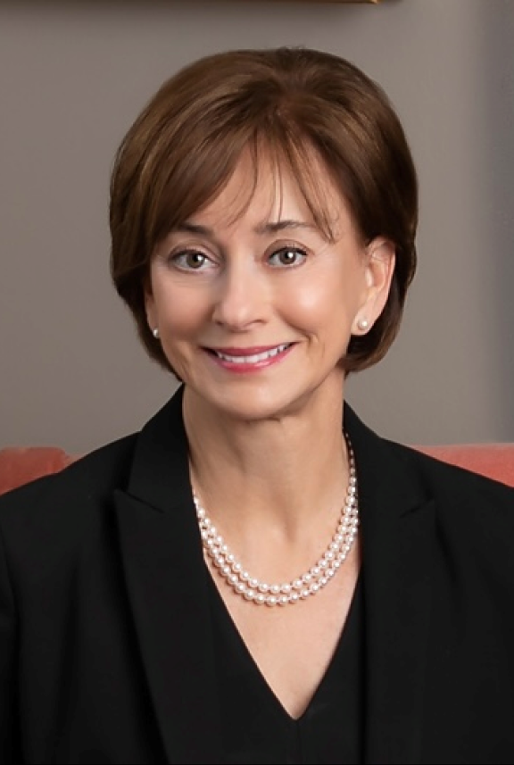 Photo of Jeana Ross