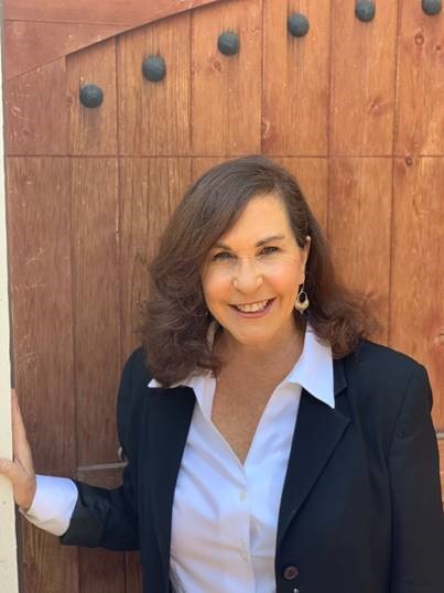 Photo of Lisa Otondo