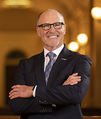 Photo of Gregg Hart