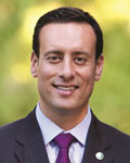Photo of Roger Hernández