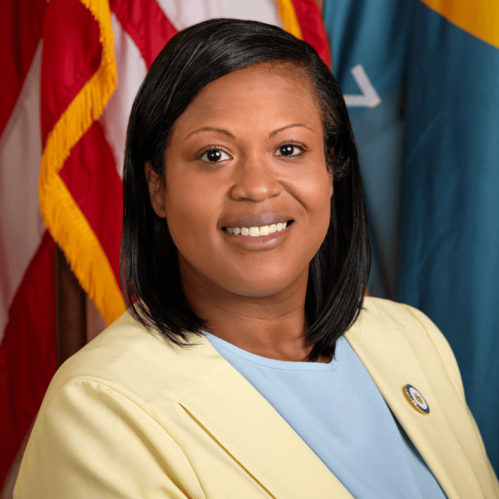 Photo of Alonna Berry