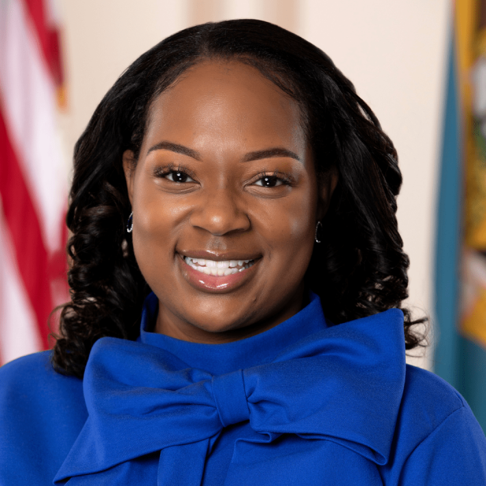 Photo of Rae Moore