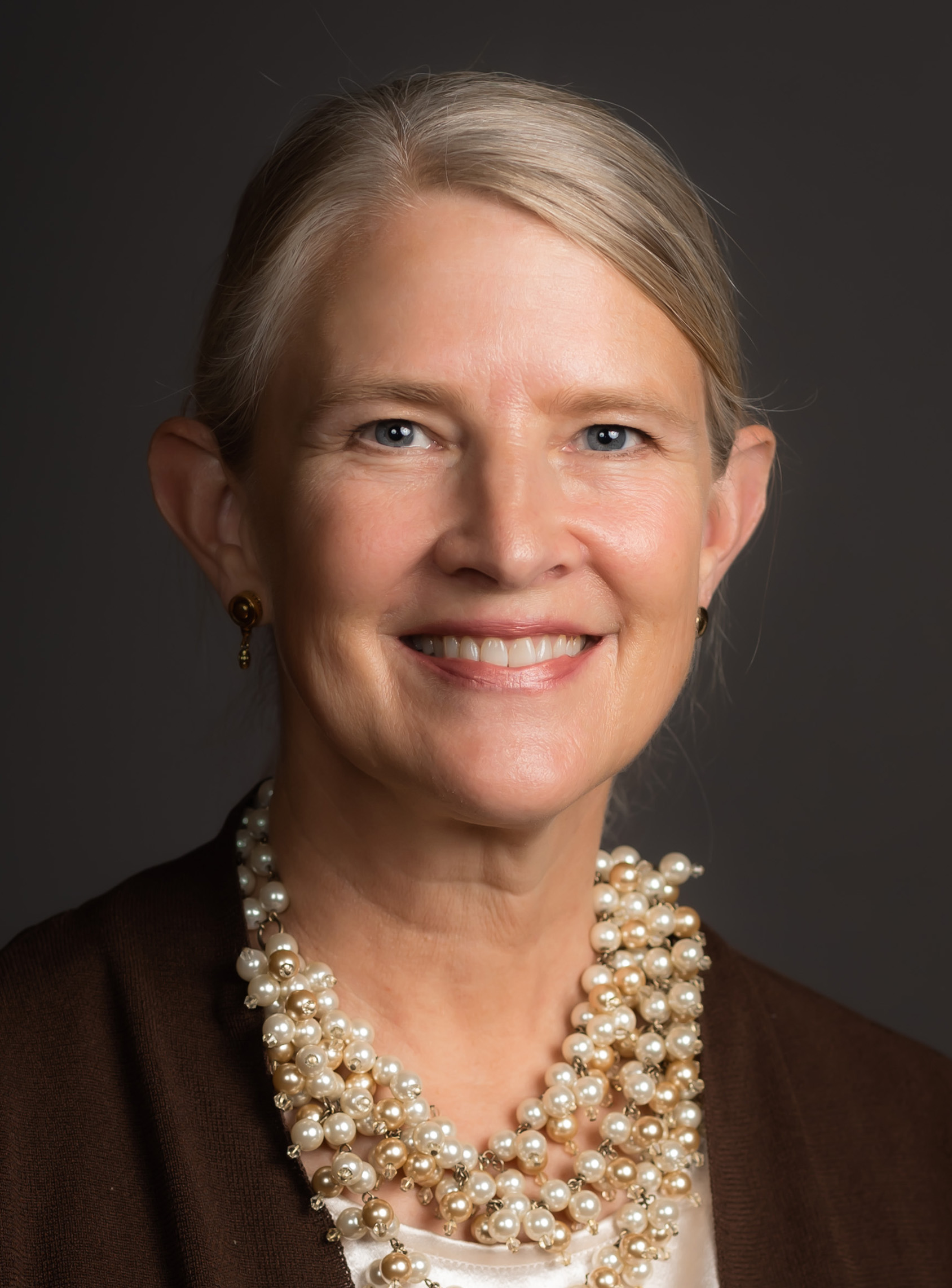 Photo of Lisa Campbell