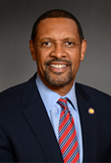 Photo of Vernon Jones