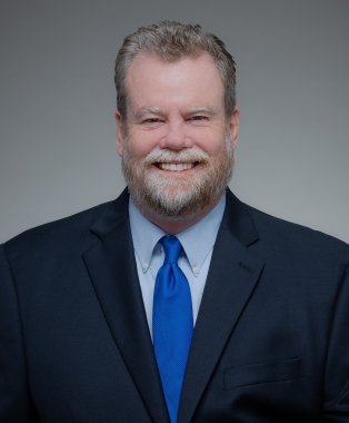 Photo of Angus McKelvey