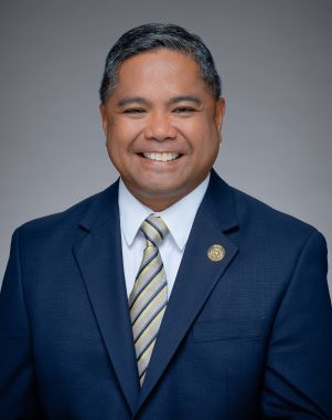 Photo of Henry Aquino