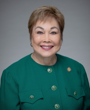 Photo of Lorraine Inouye