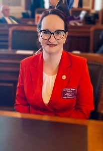 Photo of Stephanie Yeager