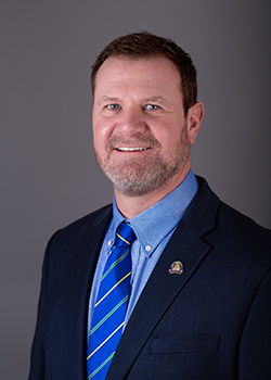 Photo of Damon Thayer