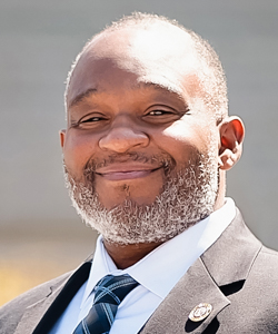 Photo of Gary Simmons