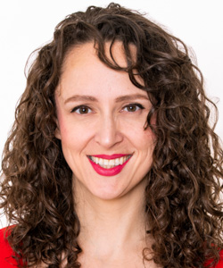 Photo of Lauren Arikan