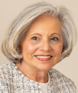 Photo of Pam Beidle
