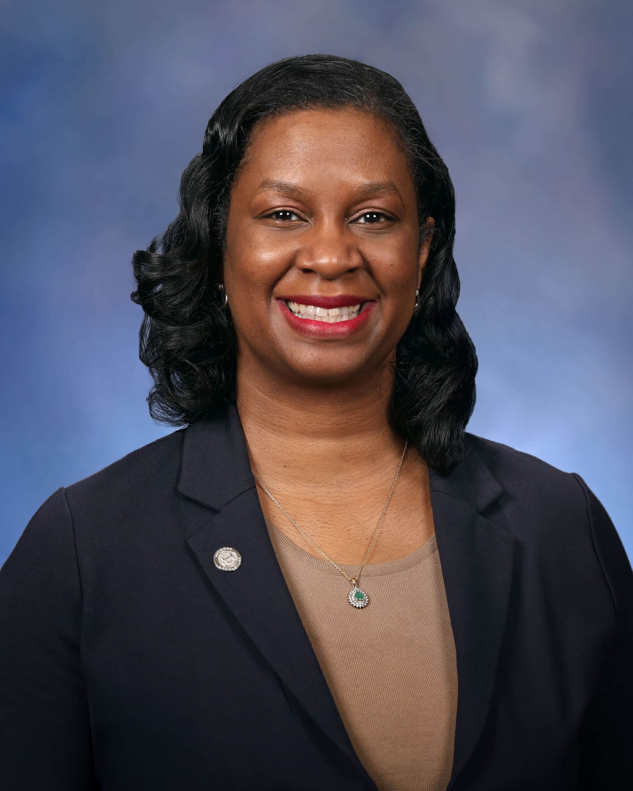Photo of Tonya Phillips