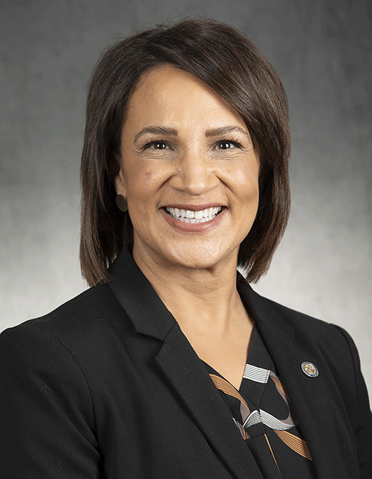 Photo of Lisa Demuth