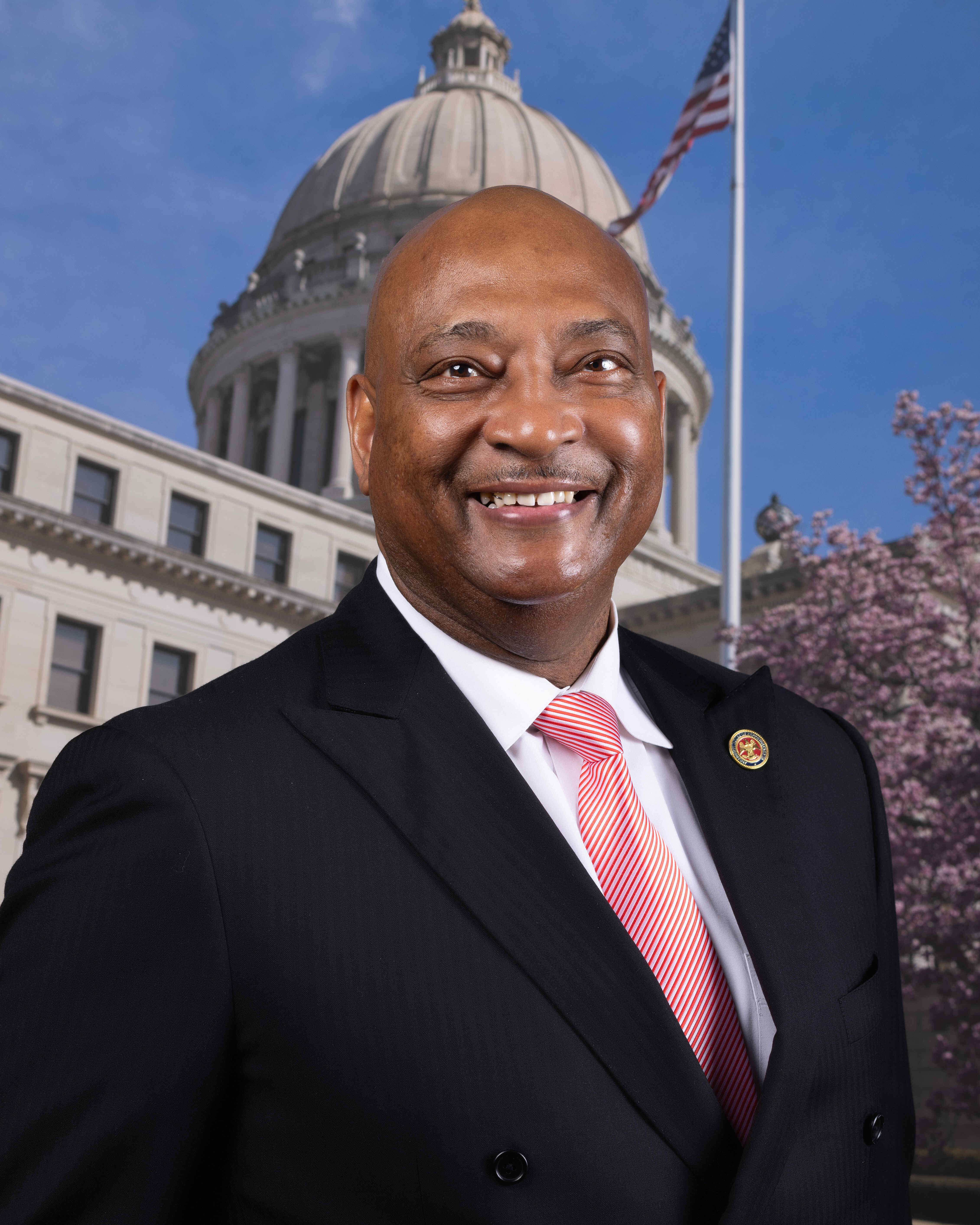 Photo of Robert Sanders