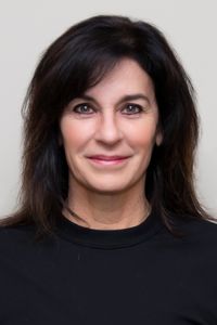 Photo of Stacy Zinn