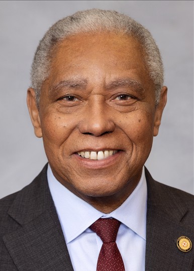 Photo of Dan Blue