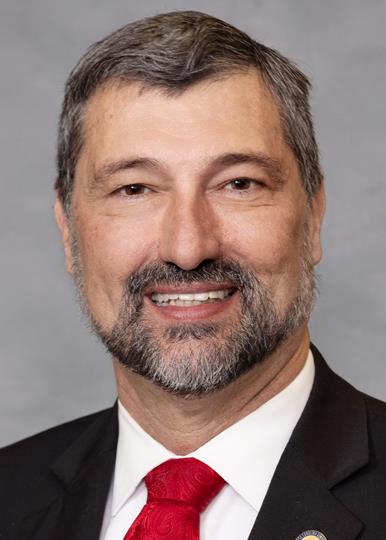 Photo of Mark Pless