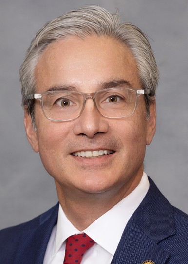 Photo of Michael Lee
