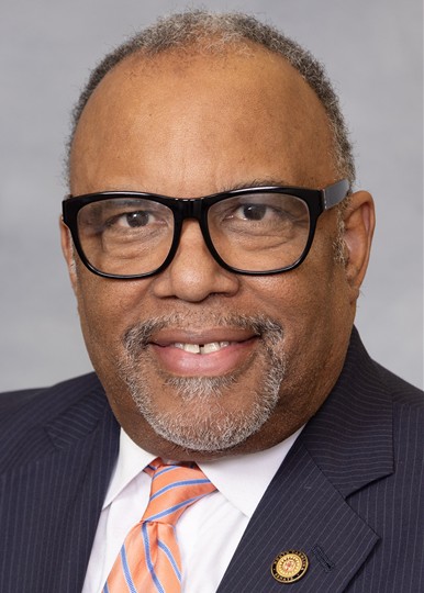 Photo of Paul Lowe