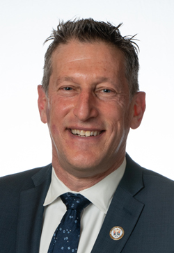 Photo of Andrew Zwicker