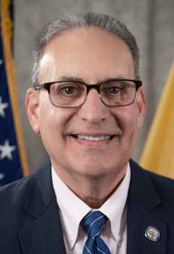 Photo of Roy Freiman