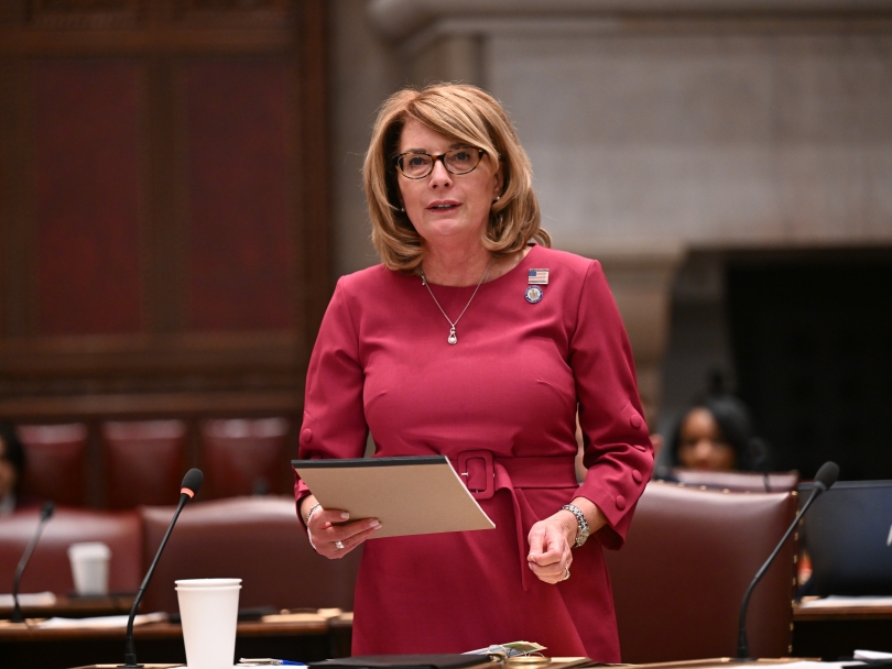 Photo of Pam Helming