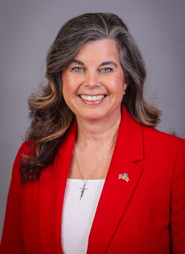 Photo of Beth Lear