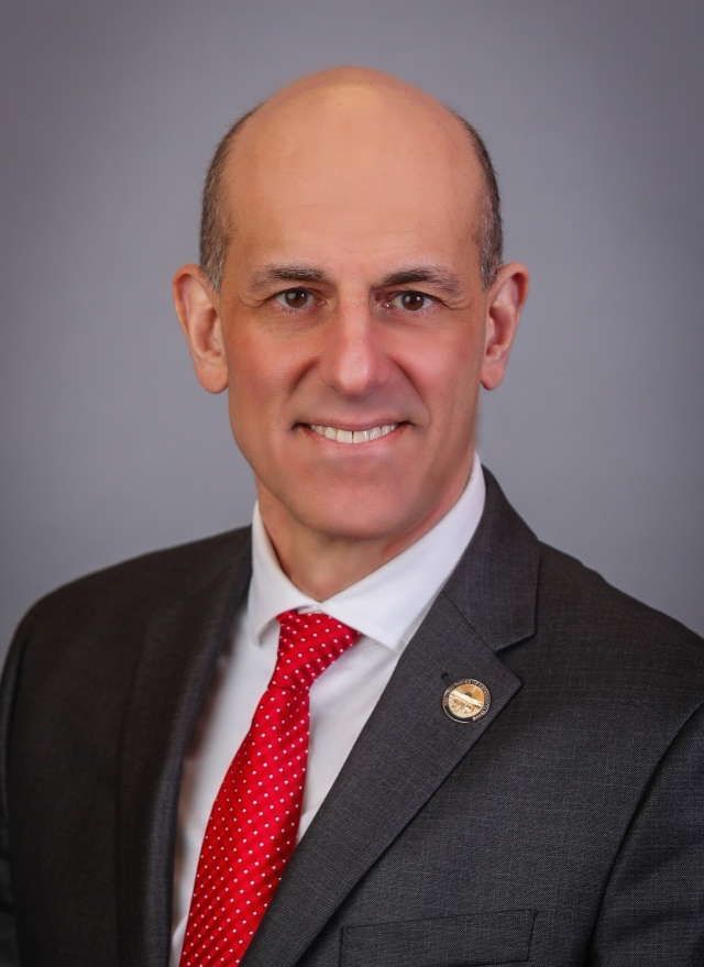 Photo of Jim Thomas