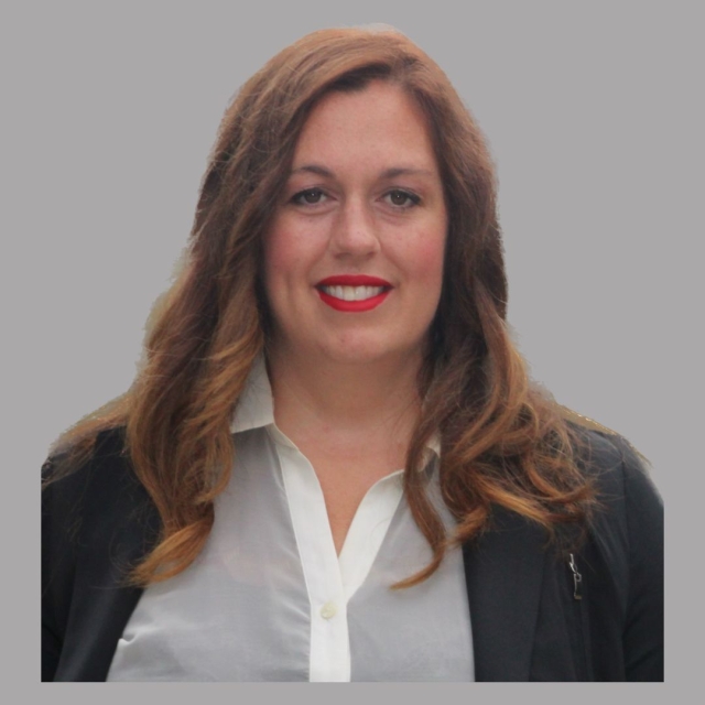 Photo of Lauren McNally