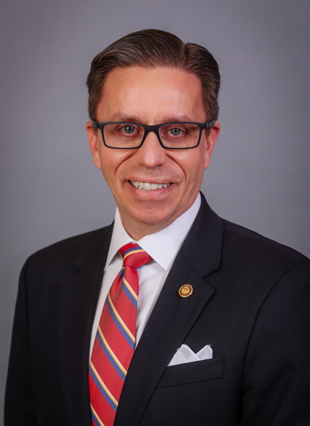 Photo of Mike Dovilla