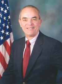Photo of Garth D. Everett