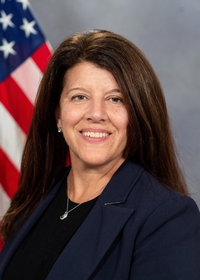 Photo of Lisa Borowski