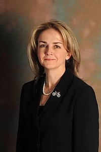 Photo of Madeleine Dean