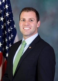 Photo of Ryan Mackenzie