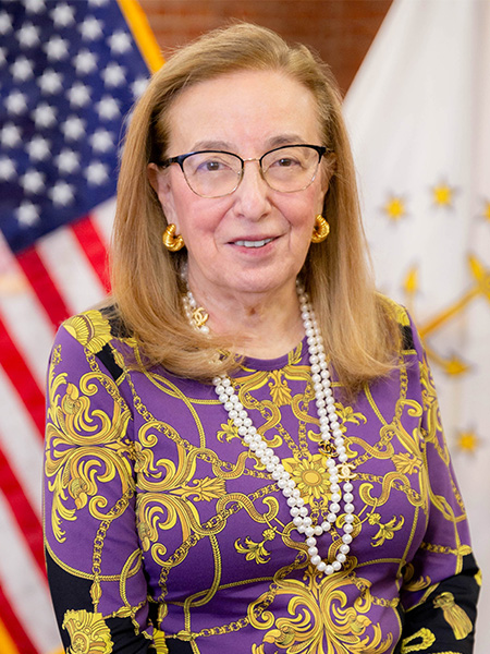 Photo of Lauren Carson