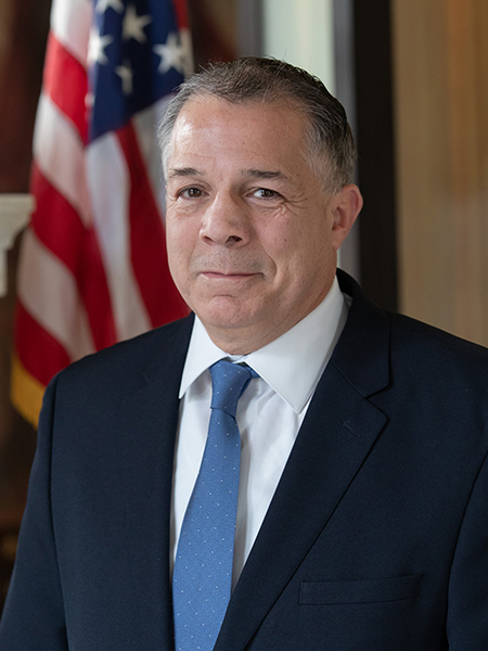 Photo of Lou Raptakis