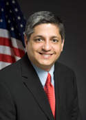Photo of Leon Stavrinakis