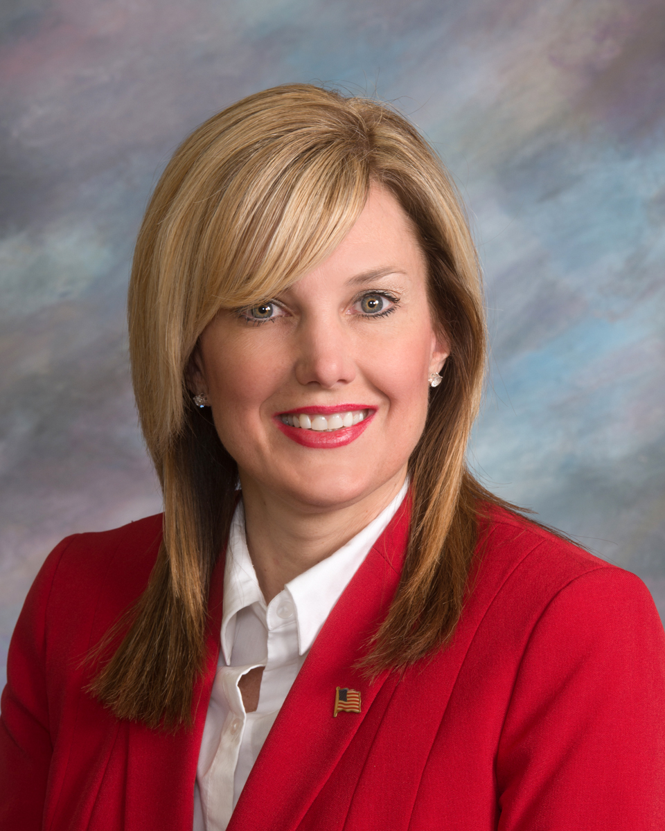 Photo of Lynne DiSanto