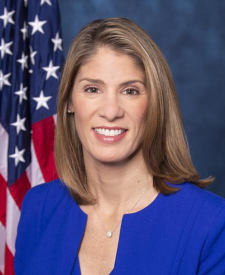 Photo of Lori Trahan