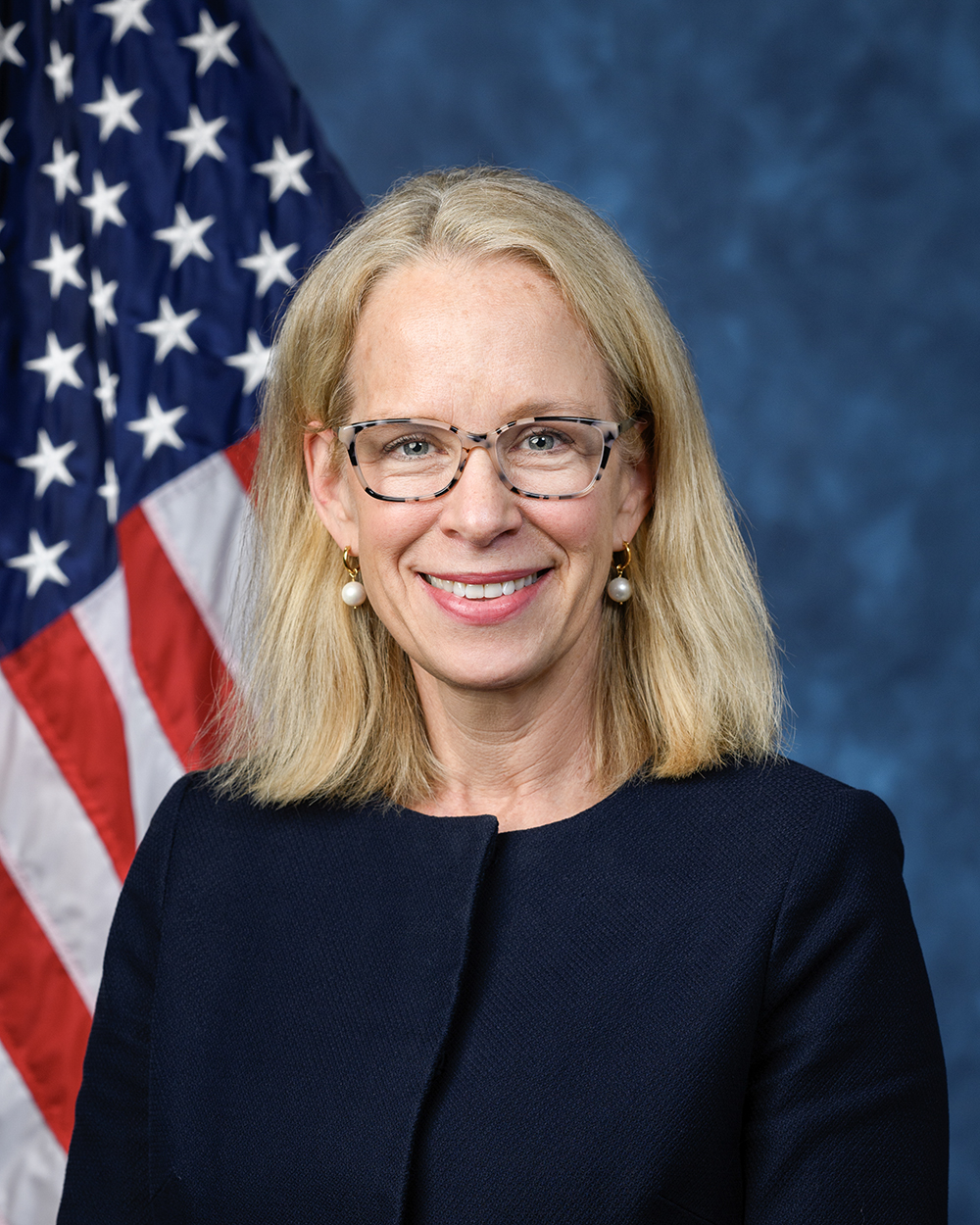 Photo of Kelly Morrison