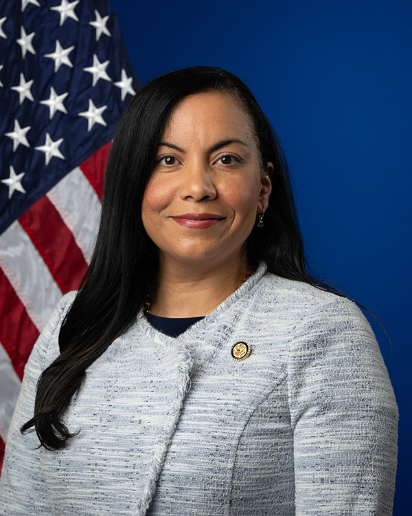 Photo of Analilia Mejia