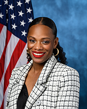 Photo of Summer L. Lee