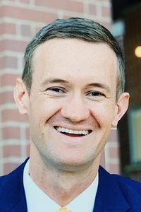 Photo of Cal Roberts