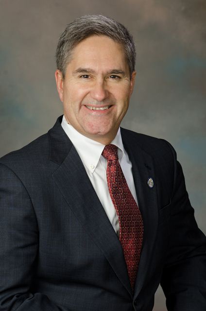 Photo of J. Randall Minchew