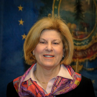 Photo of Lynn Dickinson
