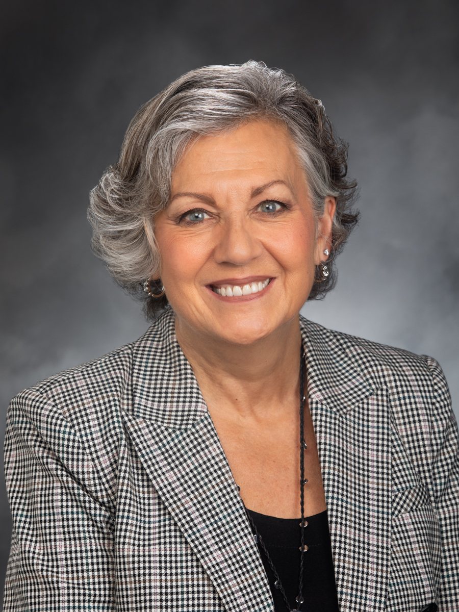 Photo of Lynda Wilson