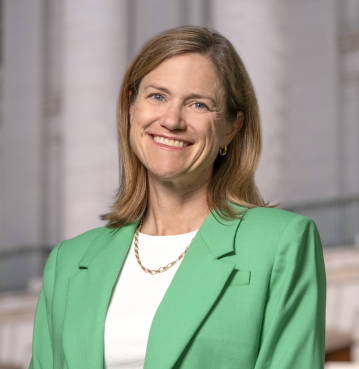 Photo of Deb Andraca